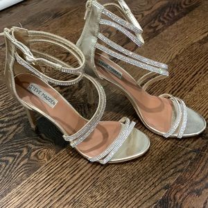 Steve Madden Fiffi heel size 8